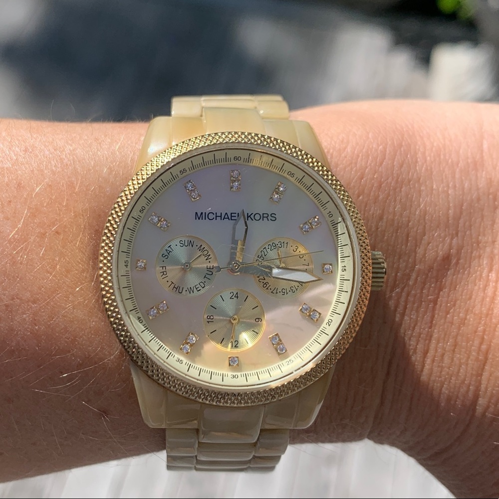 Michael Kors Horn Watch